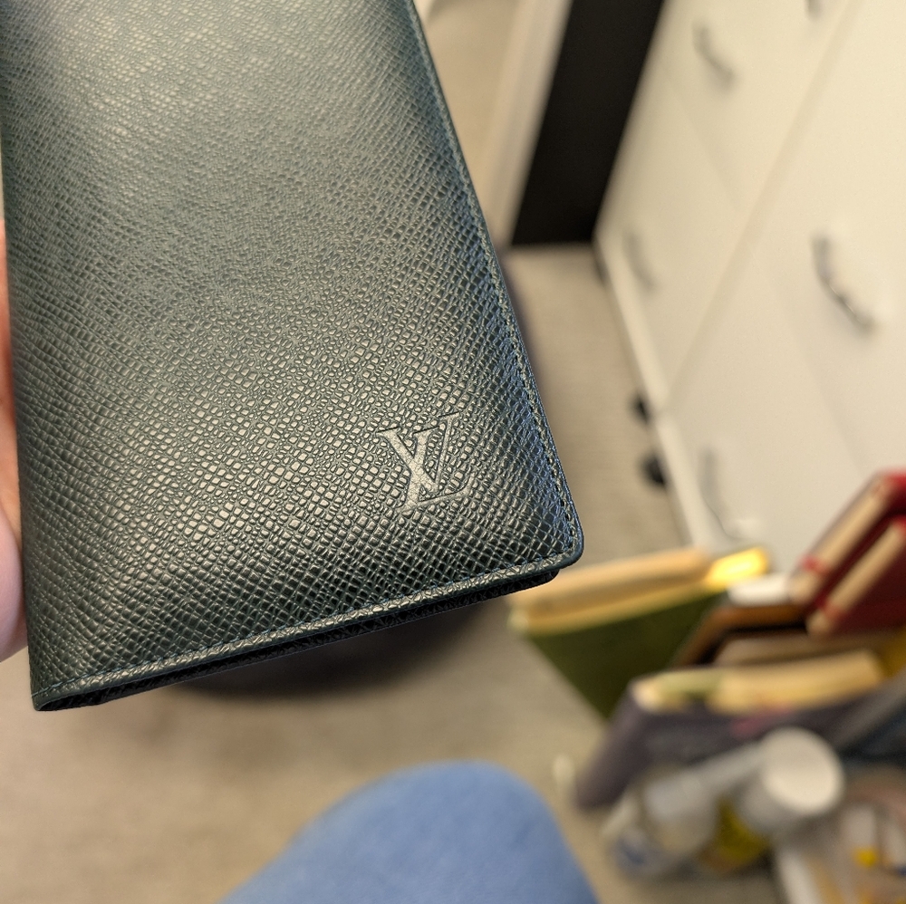 Dark Green LV TAIGA Textured Leather Check Book Wallet - Picture 4 of 12